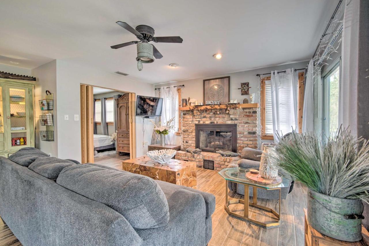 Unplugged Withlacoochee Riverfront Retreat! Bushnell ภายนอก รูปภาพ